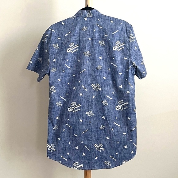 Corona Short Sleeve Button Down Shirt men’s size small - Picture 2 of 5